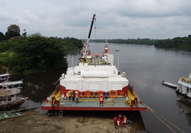 EAF conclui o lançamento do cabo subaquático da Infovia 04 